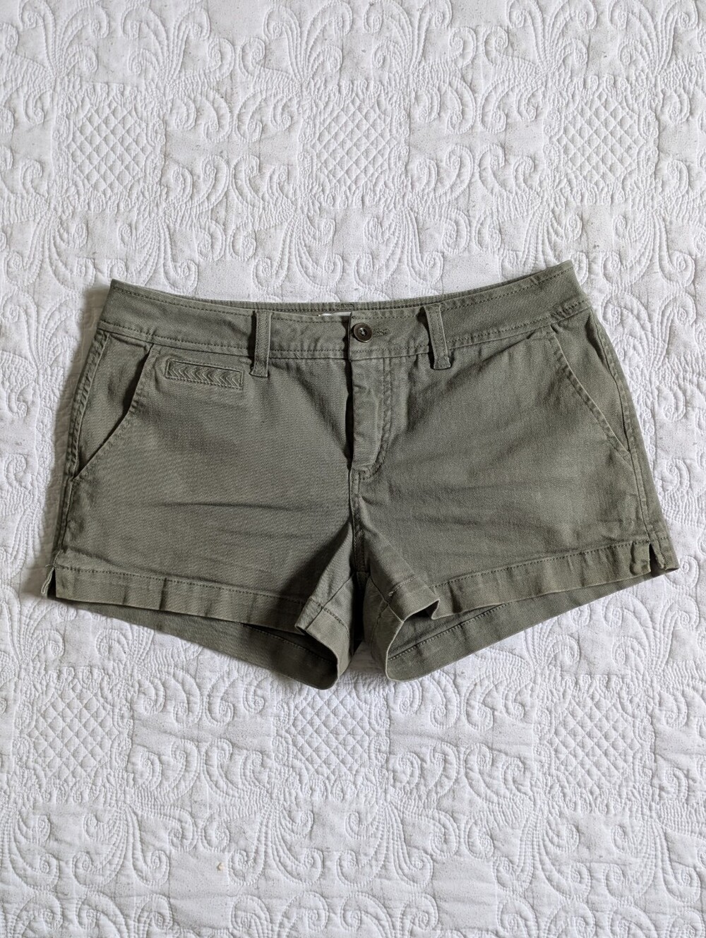 Market & Spruce Olive Green Casual Cotton Shorts